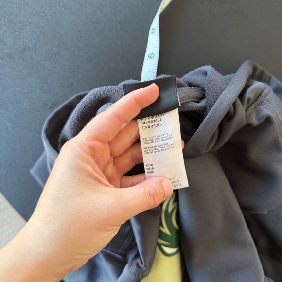 Milwaukee Bucks Outer Stuff Pullover Logo Hoodie Sweatshirt Gray Youth - Picture 4 of 16